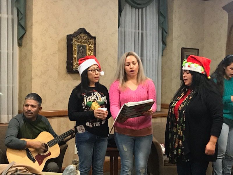 HALO and Campus Ministry host Las Posadas