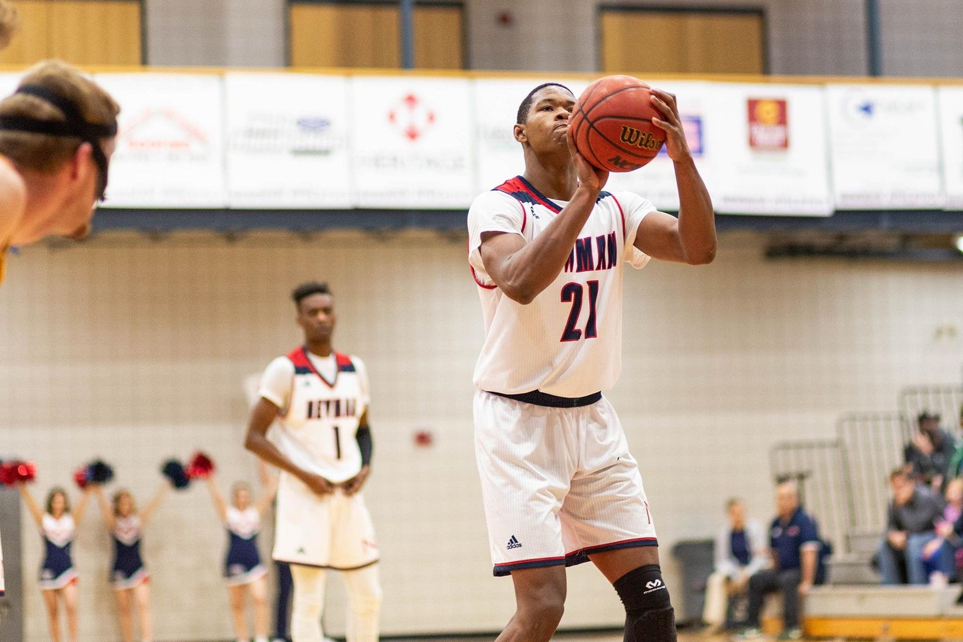 Men’s basketball team looks for bounce-back season