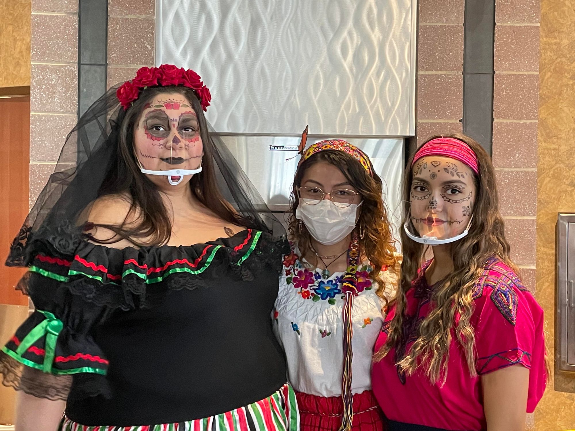 Newman holds Dia de Los Muertos celebration